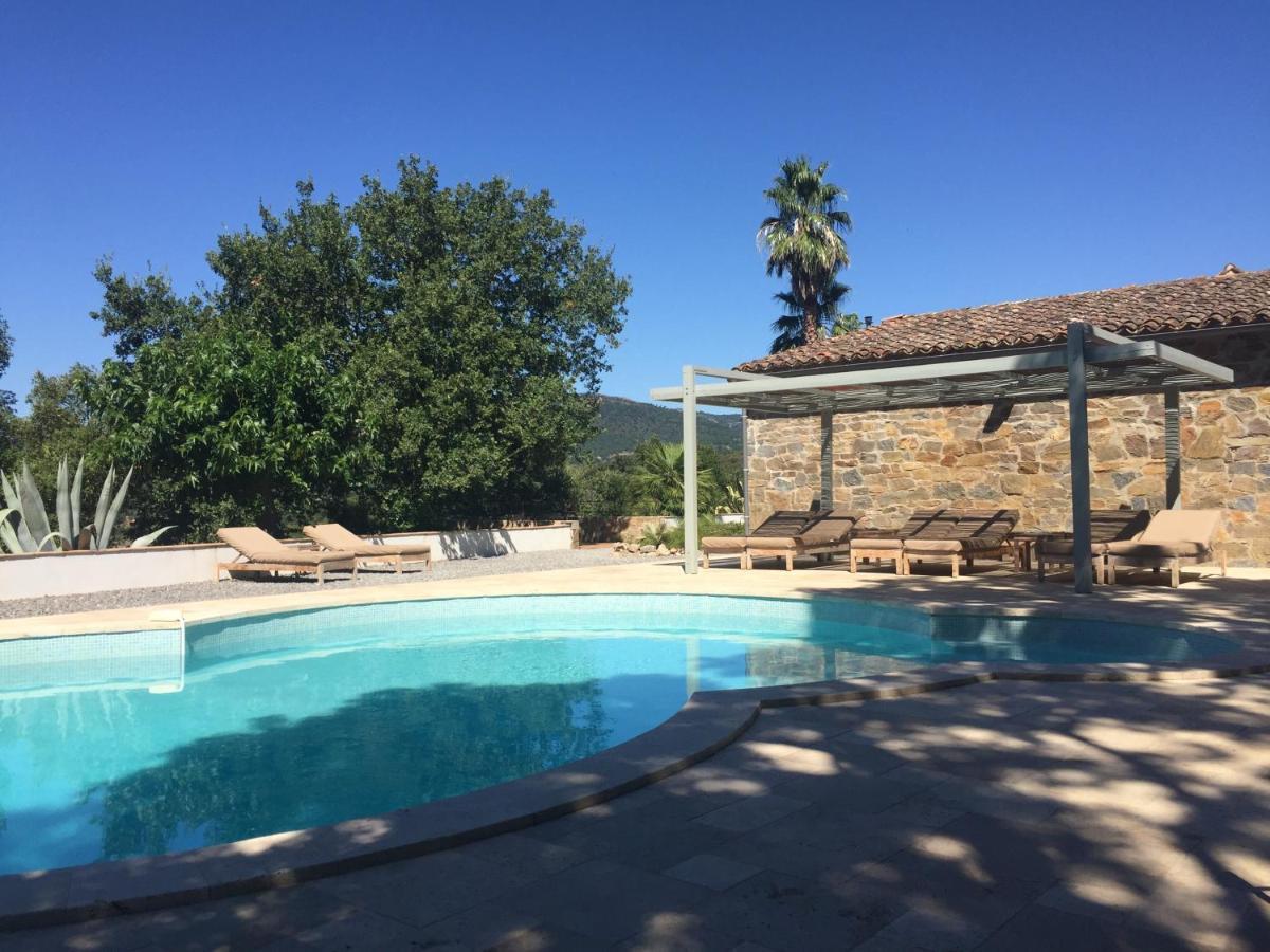 Les Aurochs Bed & Breakfast Grimaud Exterior foto